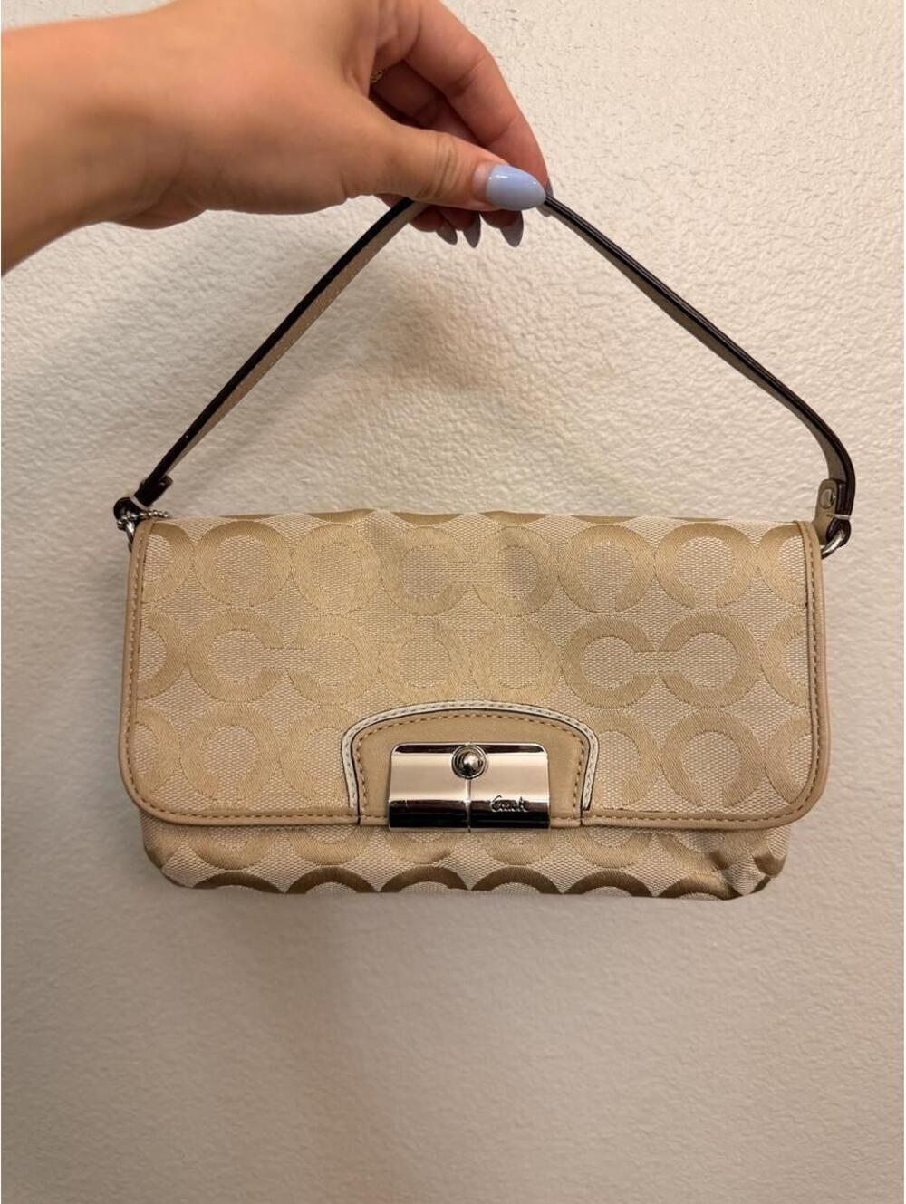 Gold Coach Kristin Wristlet/Wallet